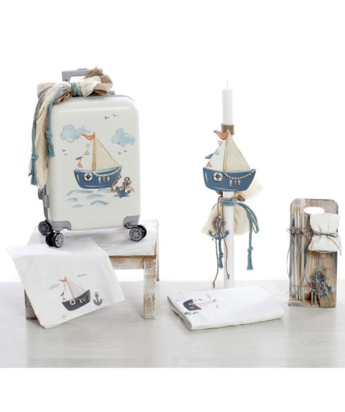 Ολοκληρωμένο βαπτιστικό σετ με ναυτικό θέμα, διακοσμημένο με χειροποίητη ζωγραφική, εμπνευσμένο από τη θάλασσα. Κομψή και διαχρονική επιλογή για μια ναυτική βάπτιση.