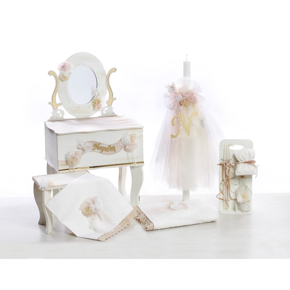Ένα παραμυθένιο βαπτιστικό σετ με θέμα το ρομαντικό μπουντουάρ, Ένα παραμυθένιο βαπτιστικό σετ με θέμα το ρομαντικό μπουντουάρ, σε vintage αισθητική με λουλούδια, δαντέλες και χρυσές λεπτομέρειες. Ιδανικό για μια κομψή βάπτιση με ιδιαίτερο χαρακτήρα. Το σετ περιλαμβάνει: