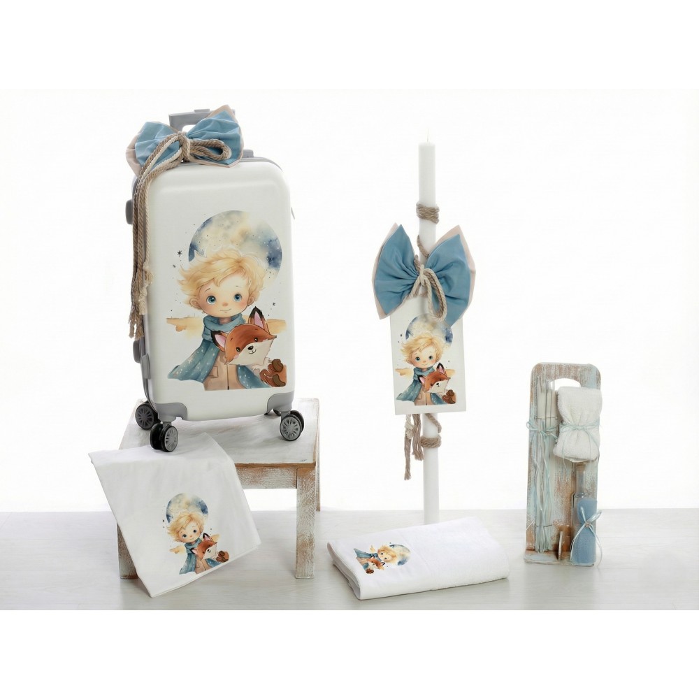 set-vaptisis-trolley-little-prince-watercolor Ολοκληρωμένο πακέτο βάπτισης για αγόρι με το διαχρονικό θέμα "Μικρός Πρίγκιπας" (Little Prince) μαζί με την αλεπού του, σε υψηλής αισθητικής watercolor σχεδιασμό. Μια premium επιλογή σε βαλίτσα τρόλεϊ που συνδυάζει το κλασικό παραμύθι με τη σύγχρονη τάση.